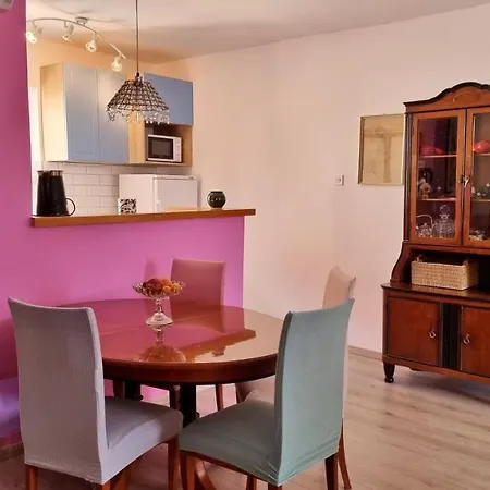 Adagio Apartment *