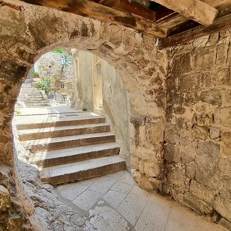 Adagio * Omiš