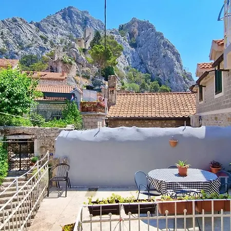 Adagio Apartman *
